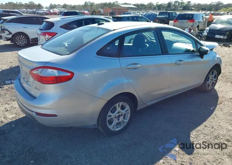 2016 Ford Fiesta Se z USA, uszkodzony, nr VIN 3FADP4BJ8GM179363